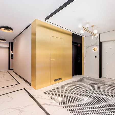 Apartment Old Town Krowoderska With Free Underground Garage Krakow Exterior photo